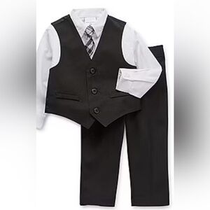 VAN HEUSEN Toddler 4pc Suit Set. Size 18 Months (NWT)